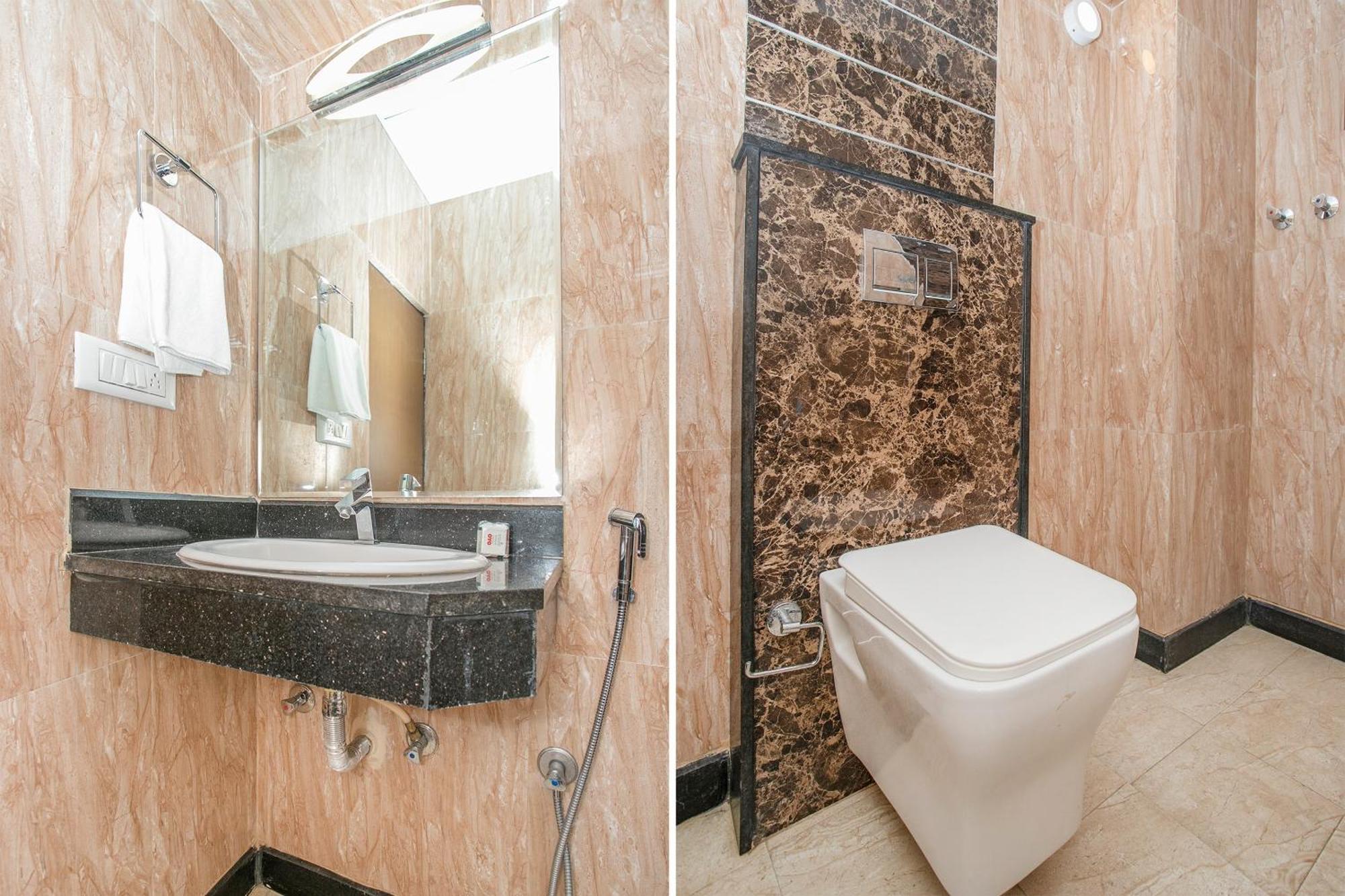 Oyo 13594 Mathrushree Residency Hotel Bangalore Luaran gambar