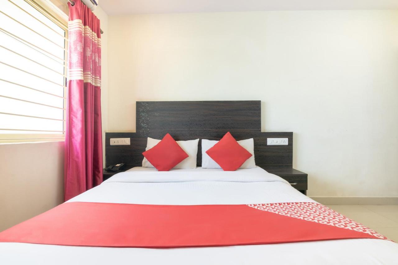 Oyo 13594 Mathrushree Residency Hotel Bangalore Luaran gambar