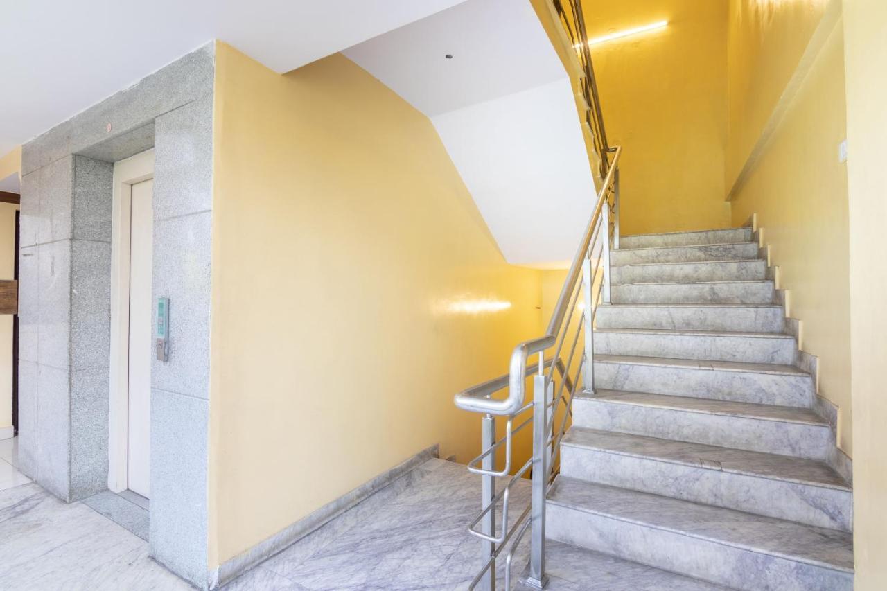 Oyo 13594 Mathrushree Residency Hotel Bangalore Luaran gambar